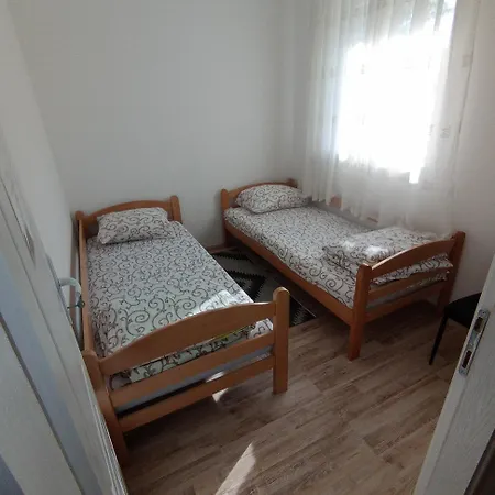 Ban Stan Apartment Vrbas Exterior photo